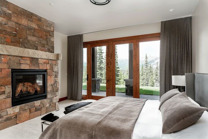 5 Bdrm 5.5 Bath - Bedroom