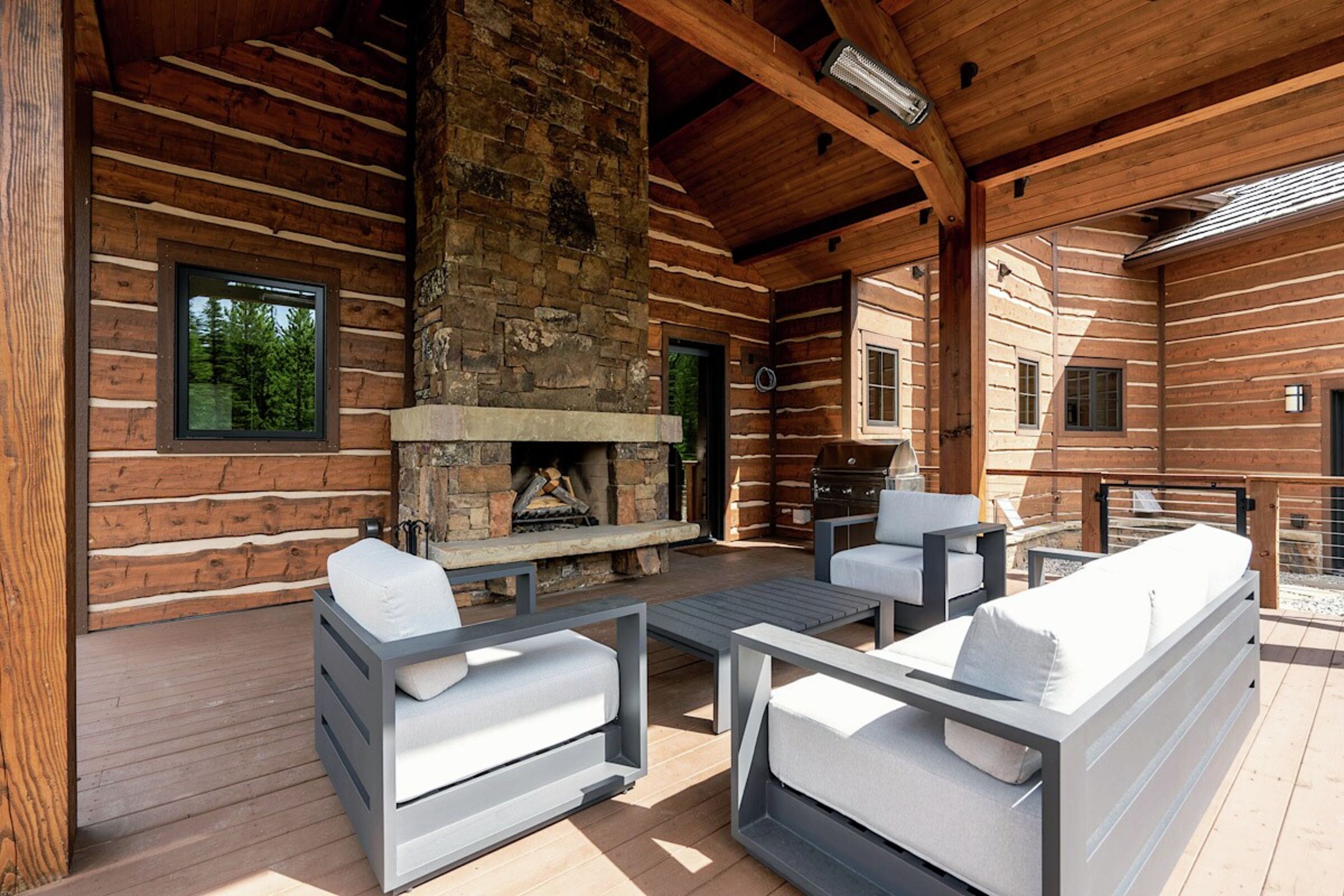 Balcony with BBQ