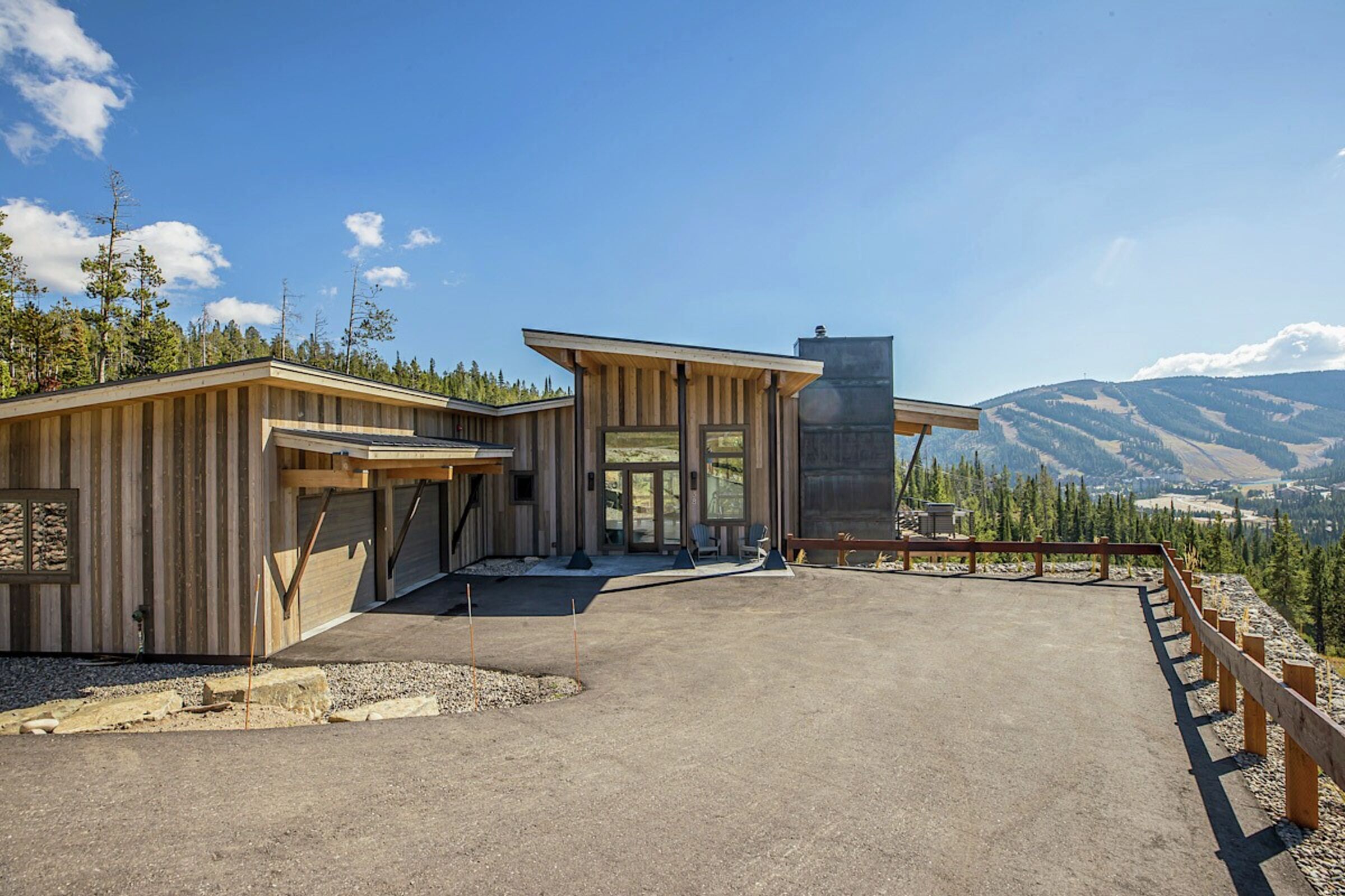 Powder Seeker Lodge