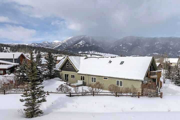 Southfork Retreat Exterior - Winter