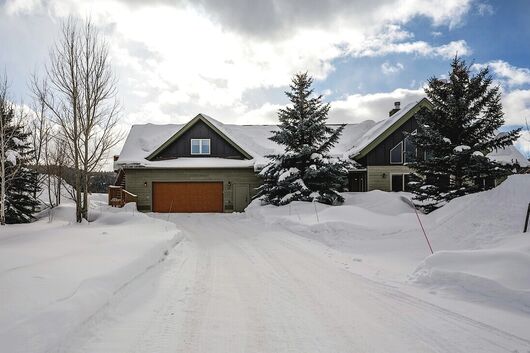Southfork Retreat Exterior - Winter