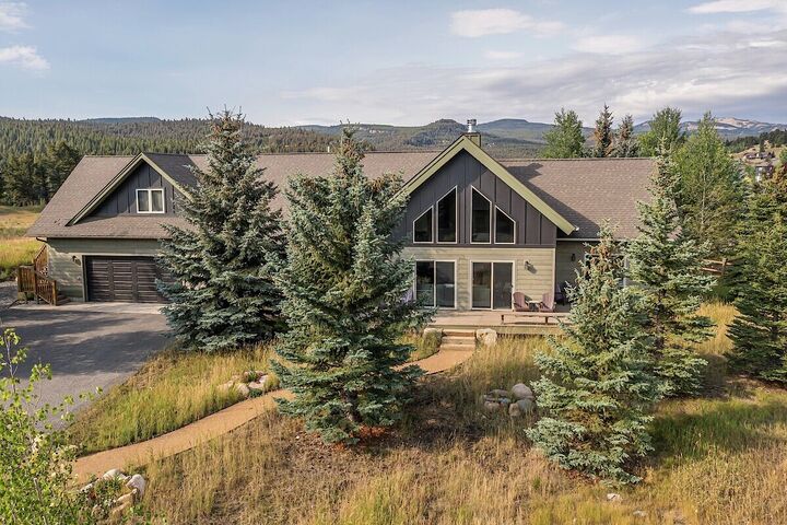 Southfork Retreat Exterior - Summer