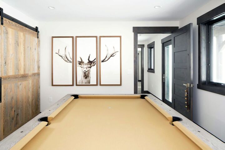 4 Bdrm 4.5 Bath HT - Games Room