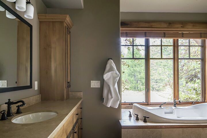Master Ensuite Bathroom