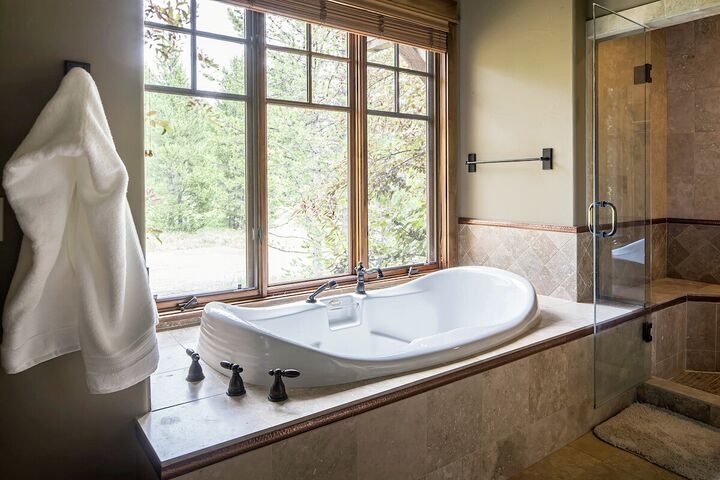 Master Ensuite Bathroom