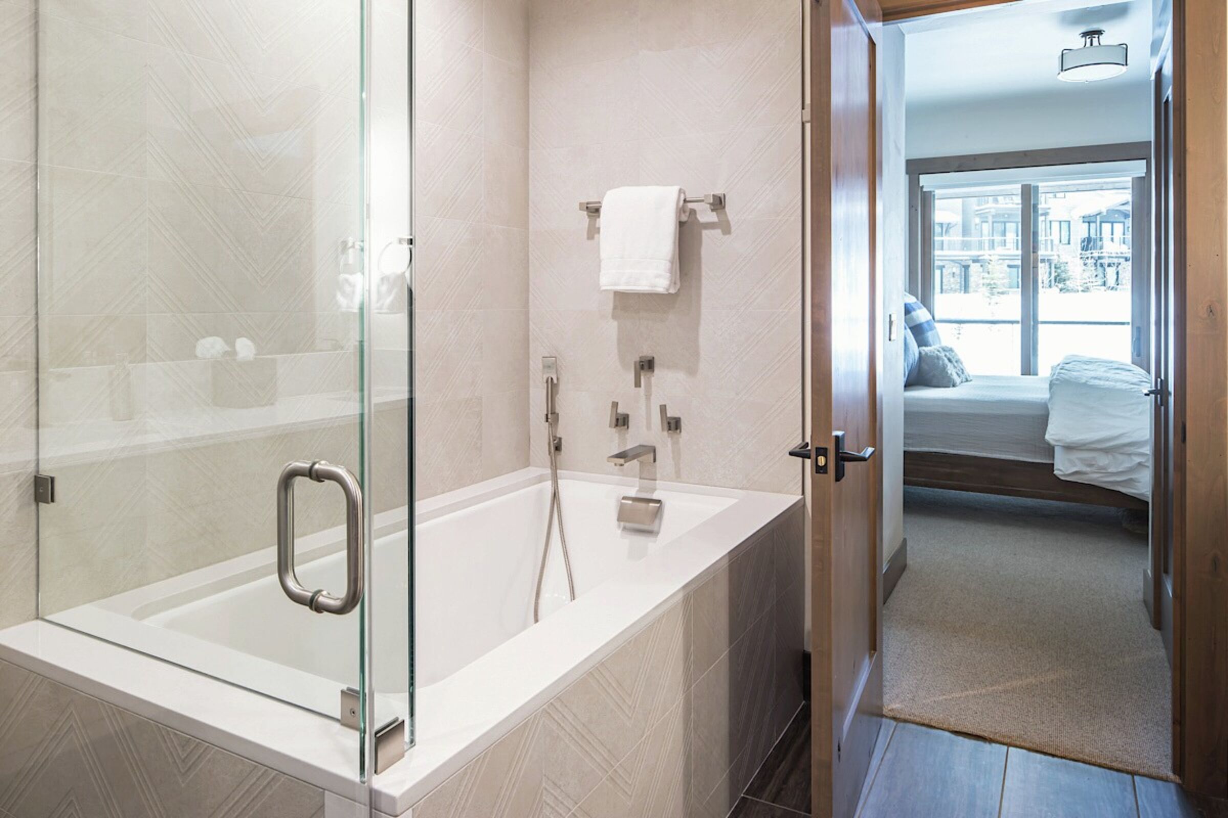 Master Ensuite Bathroom