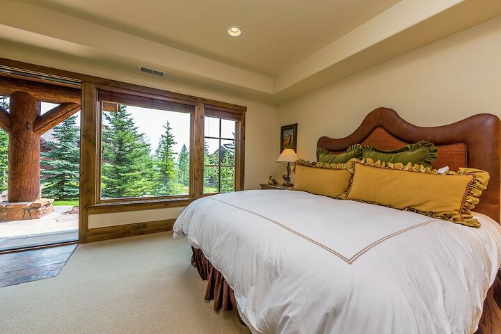 5 Bdrm 7.5 Bath HT - Bedroom