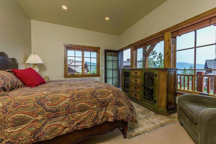 5 Bdrm 7.5 Bath HT - Master Bedroom