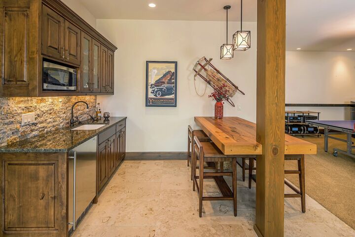 Family Room with Wet Bar