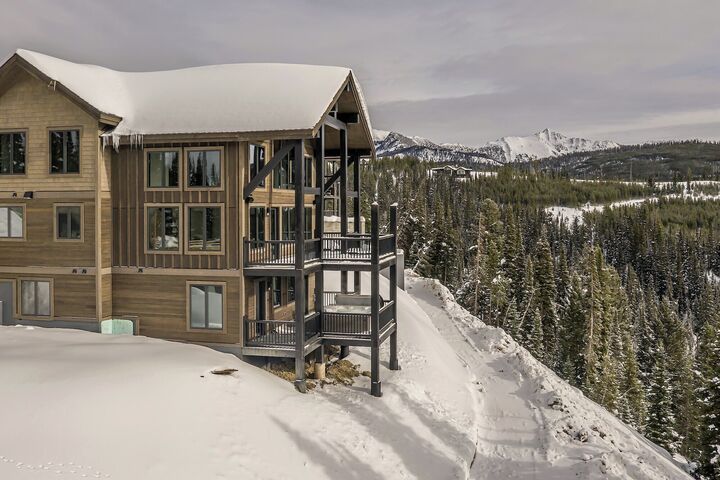 22 Lower Cascade Ridge