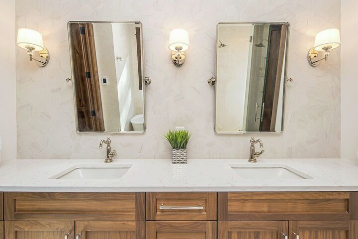 4 Bdrm 4.5 Bath - Master Ensuite Bathroom