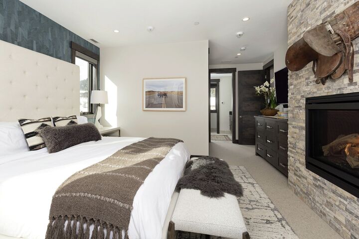 5 Bdrm 4.5 Bath HT - Master Bedroom