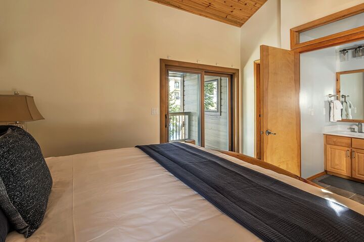 105 Beaverhead #301 - Bedroom