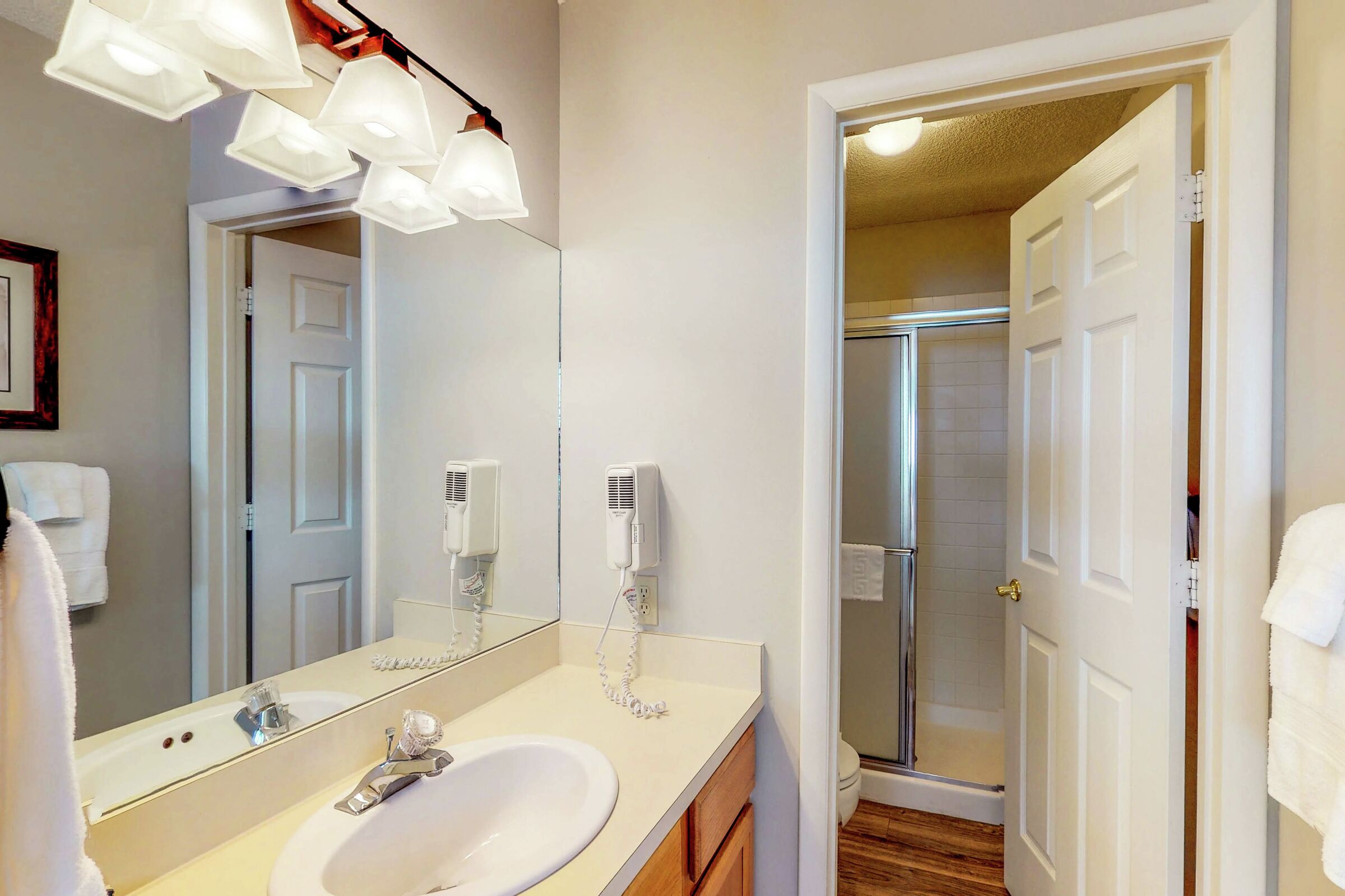 Master Ensuite Bathroom