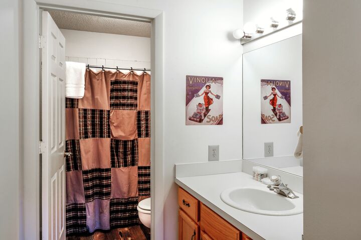 2 Bdrm - Bathroom