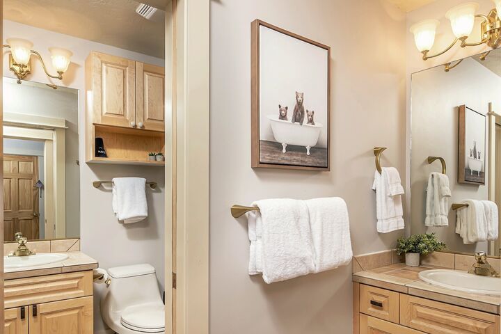 #85 - Ensuite Bathroom