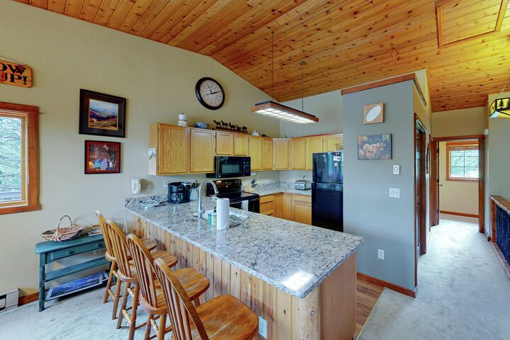 #20 - Woodbine - Kitchen
