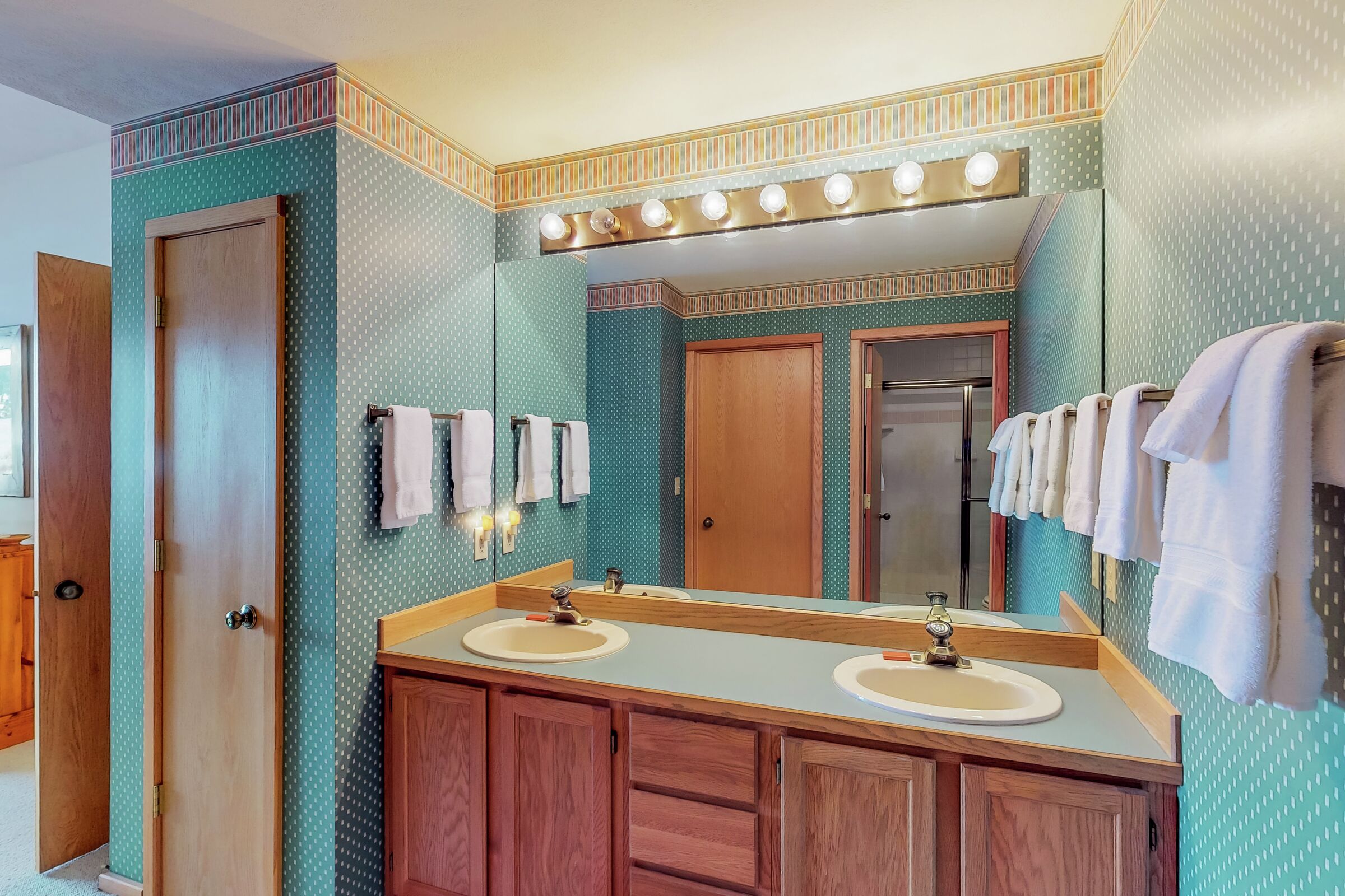 Master Ensuite Bathroom