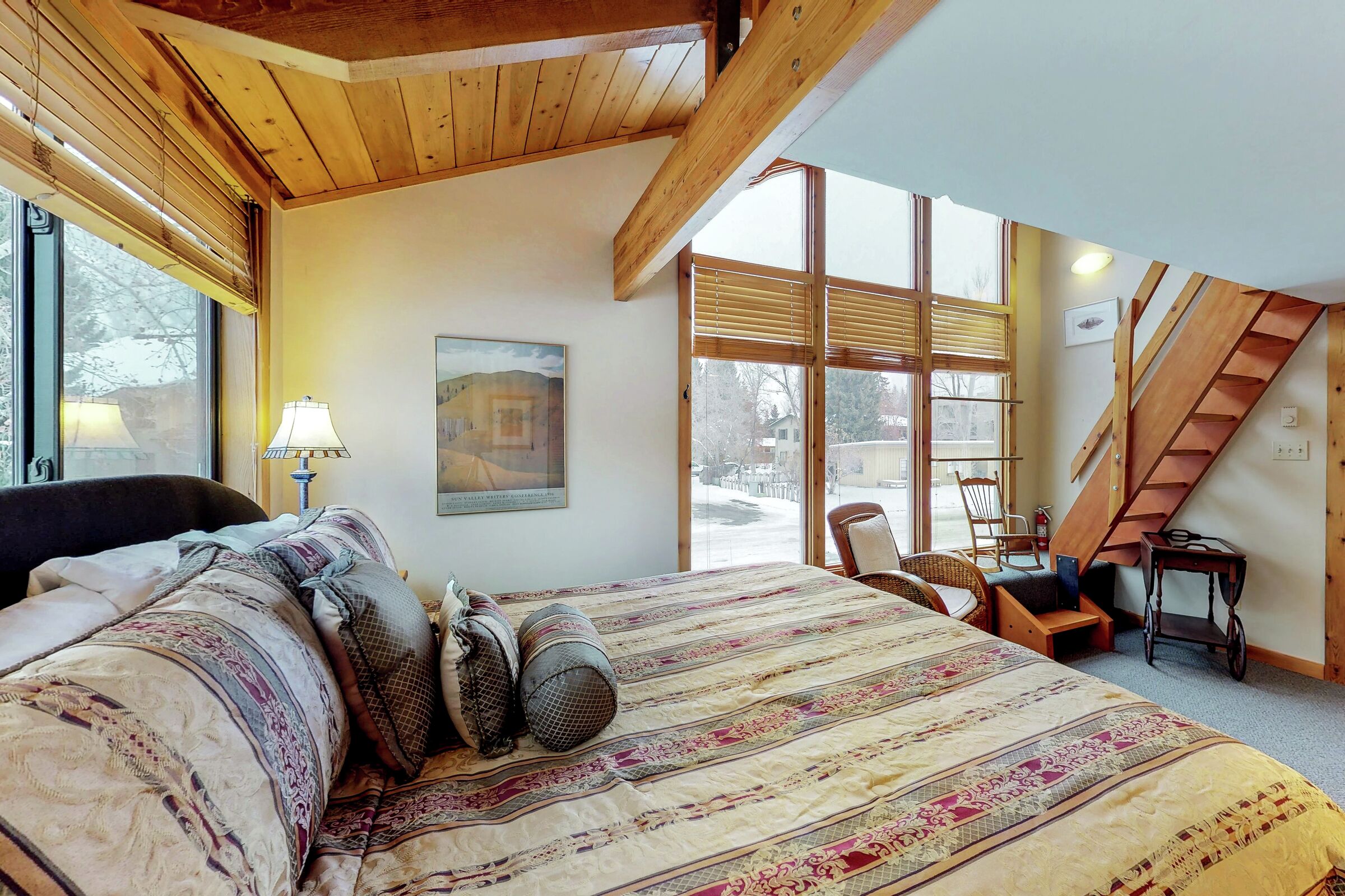 #01 - Ketchum Treehouse - Bedroom