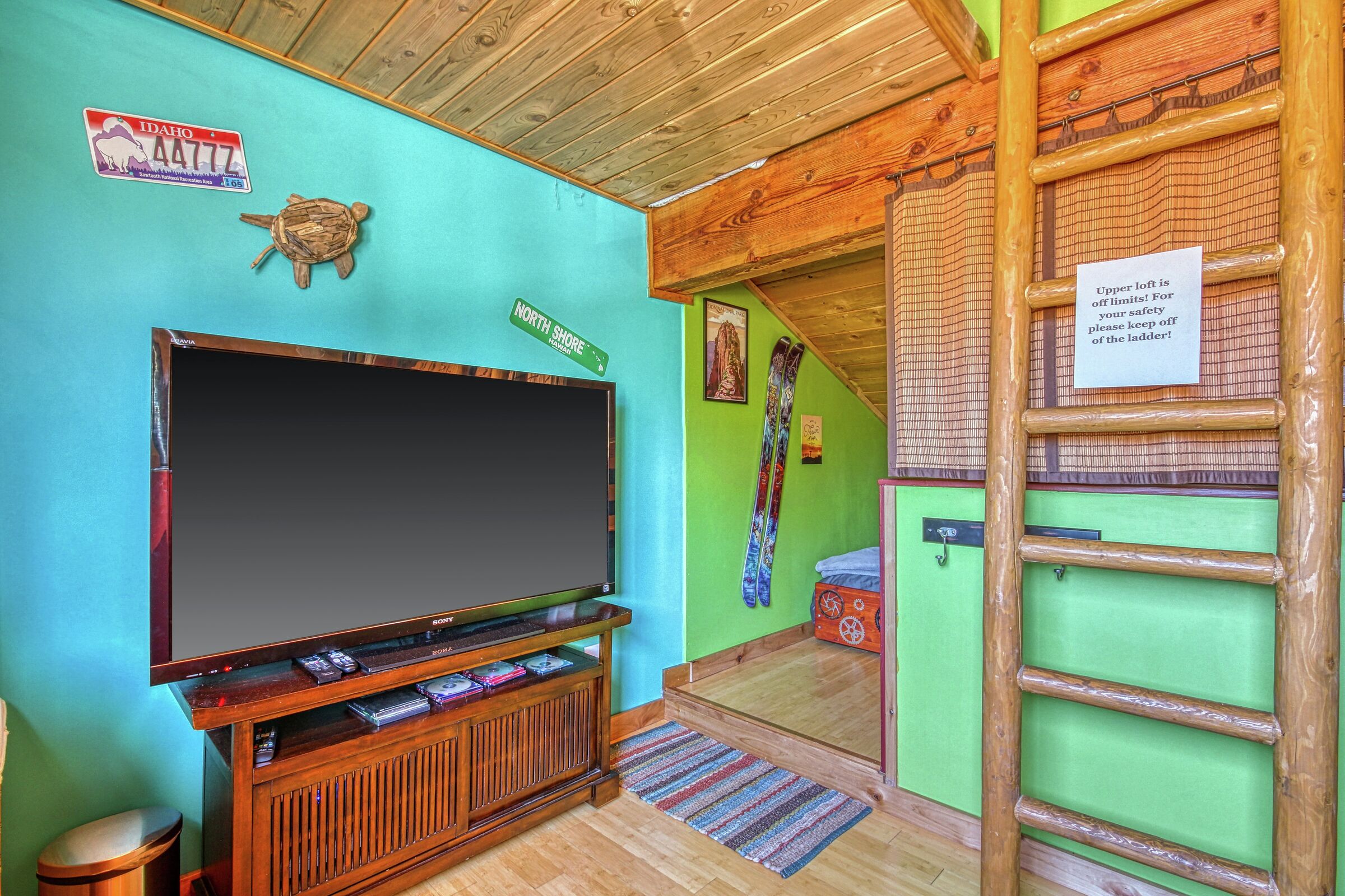#18 - Loft Bedroom