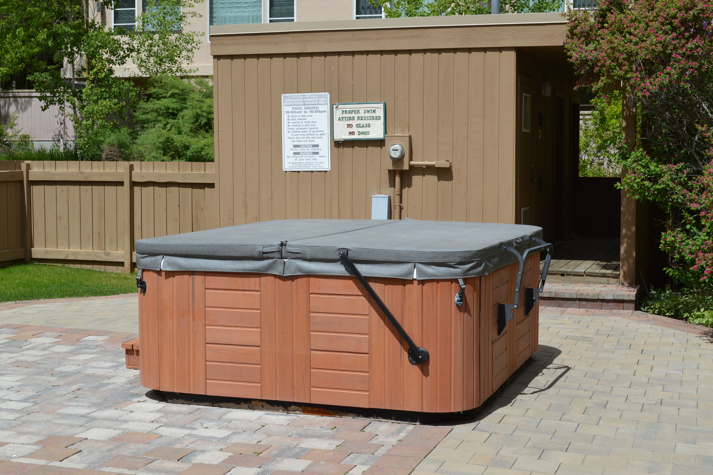 Outdoor Hot Tub