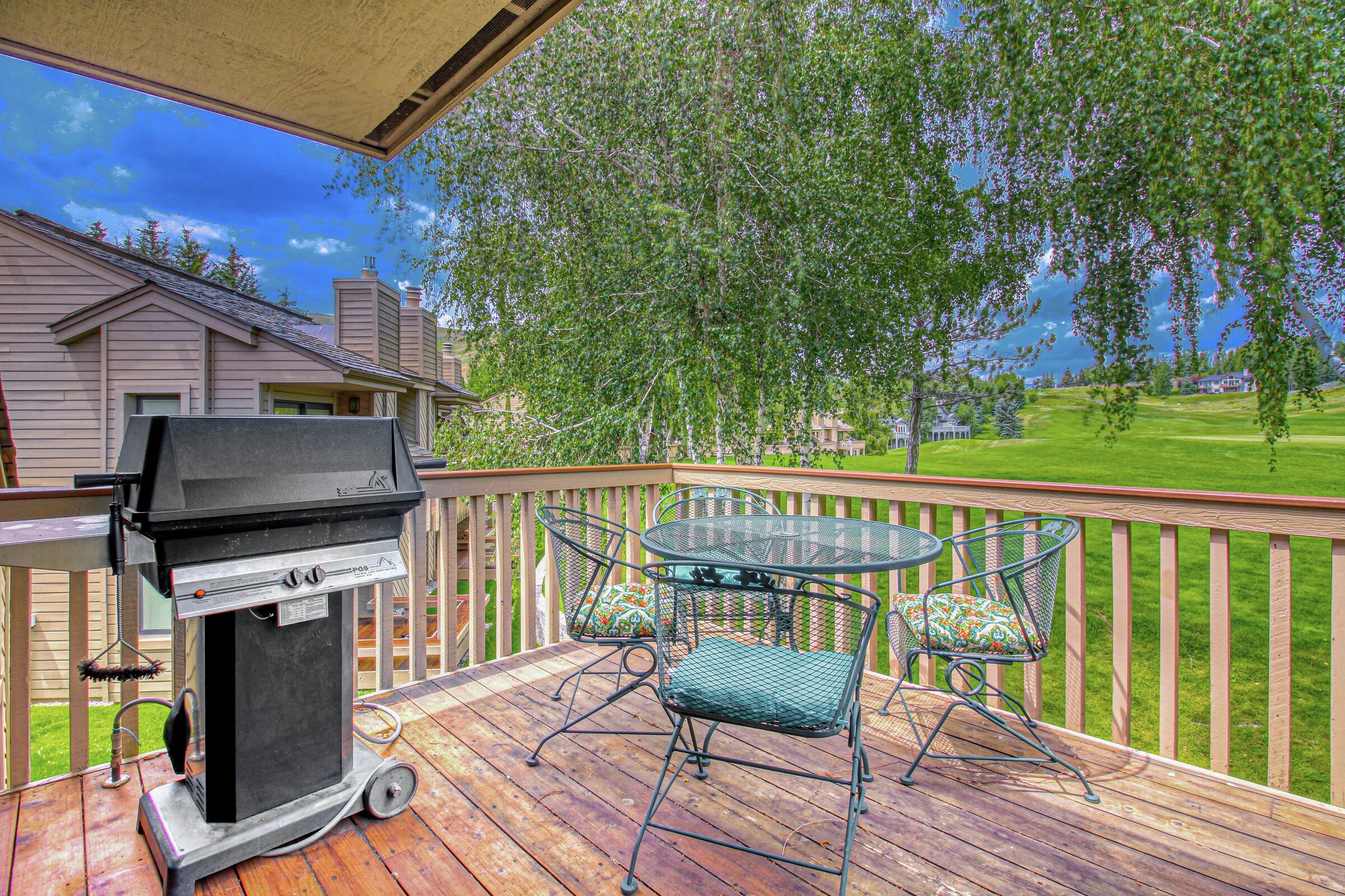 Balcony with BBQ