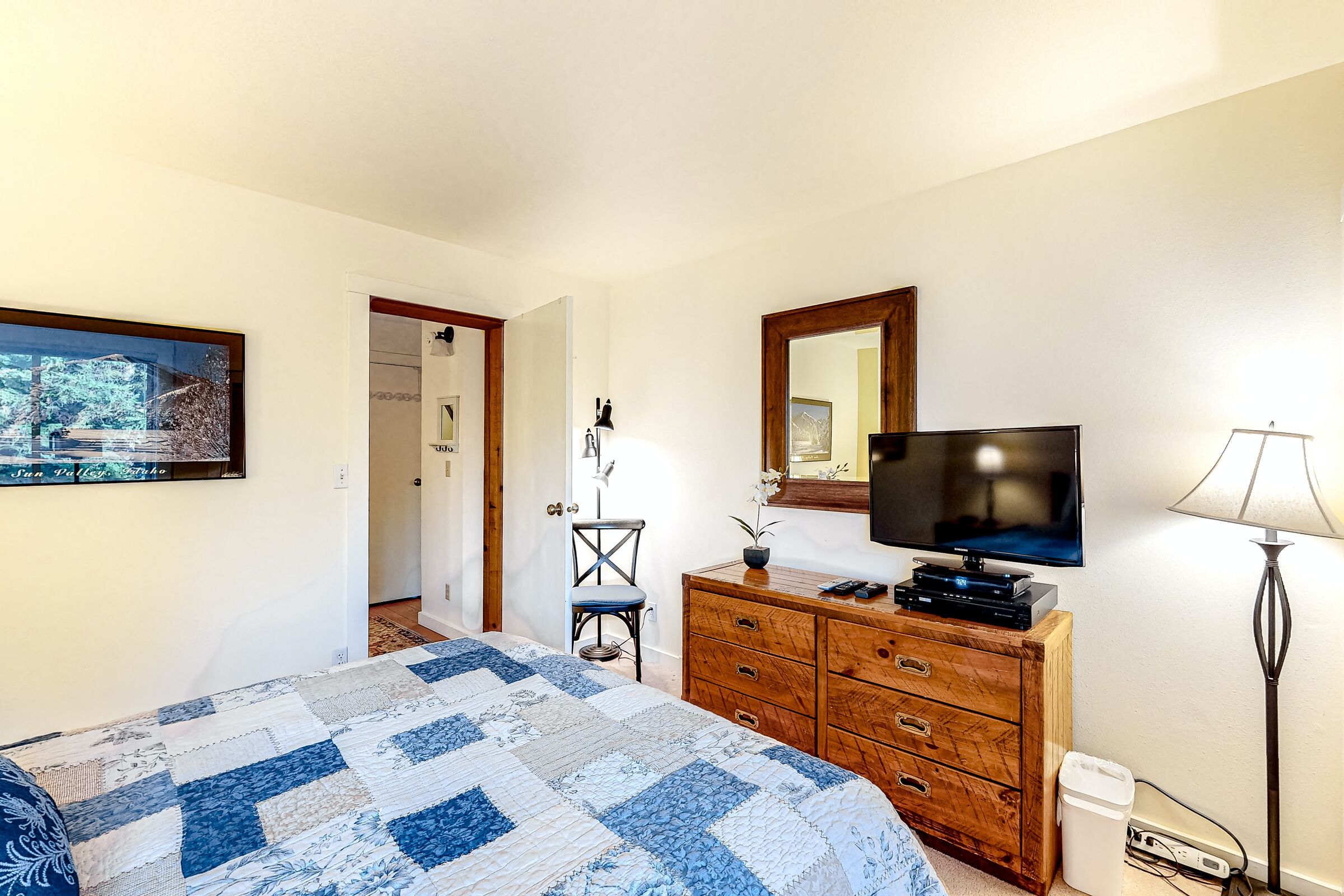 Bedroom