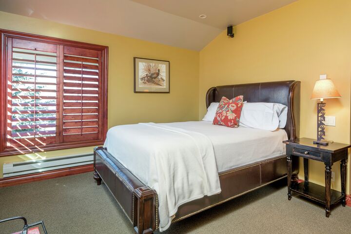 #1218 - Bedroom