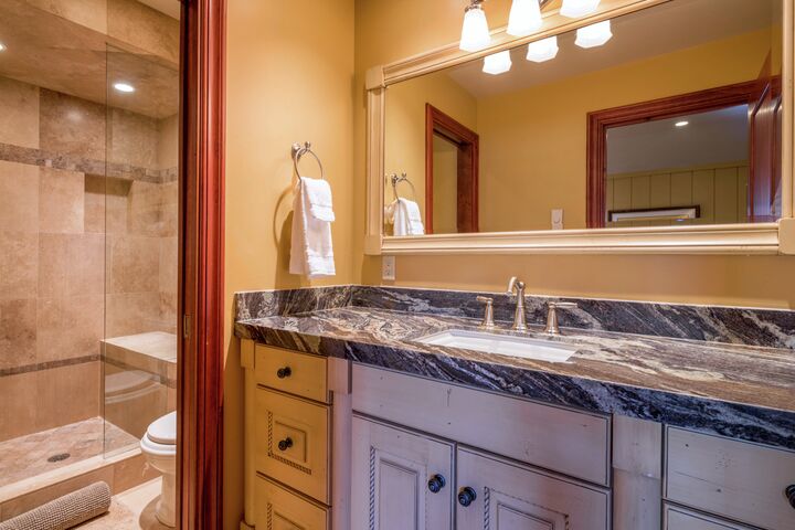 #1218 - Bathroom