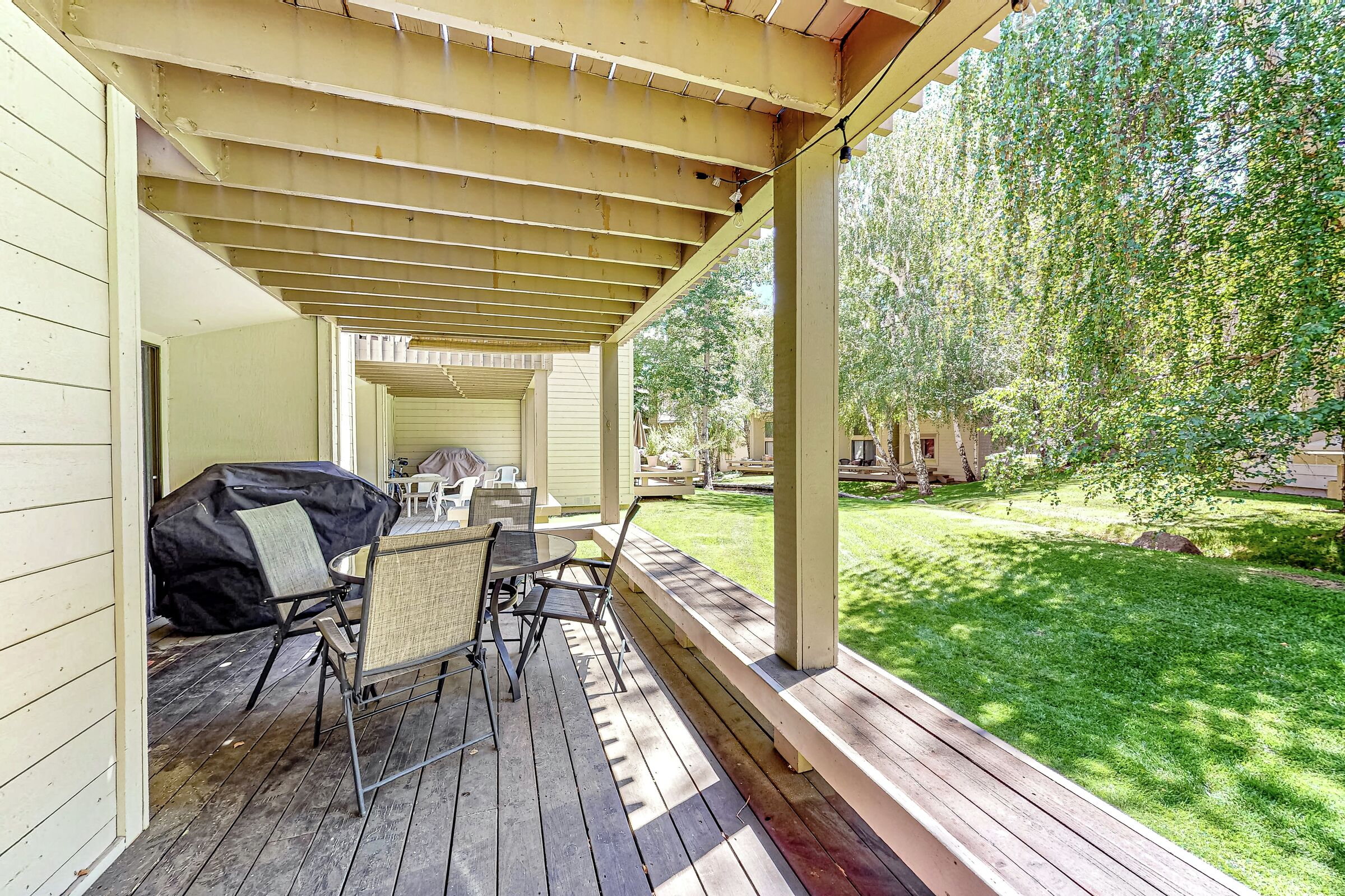 #2395 - Sunny Sun Valley Getaway - Patio with BBQ
