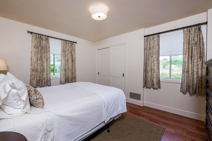 #2517 - Bedroom