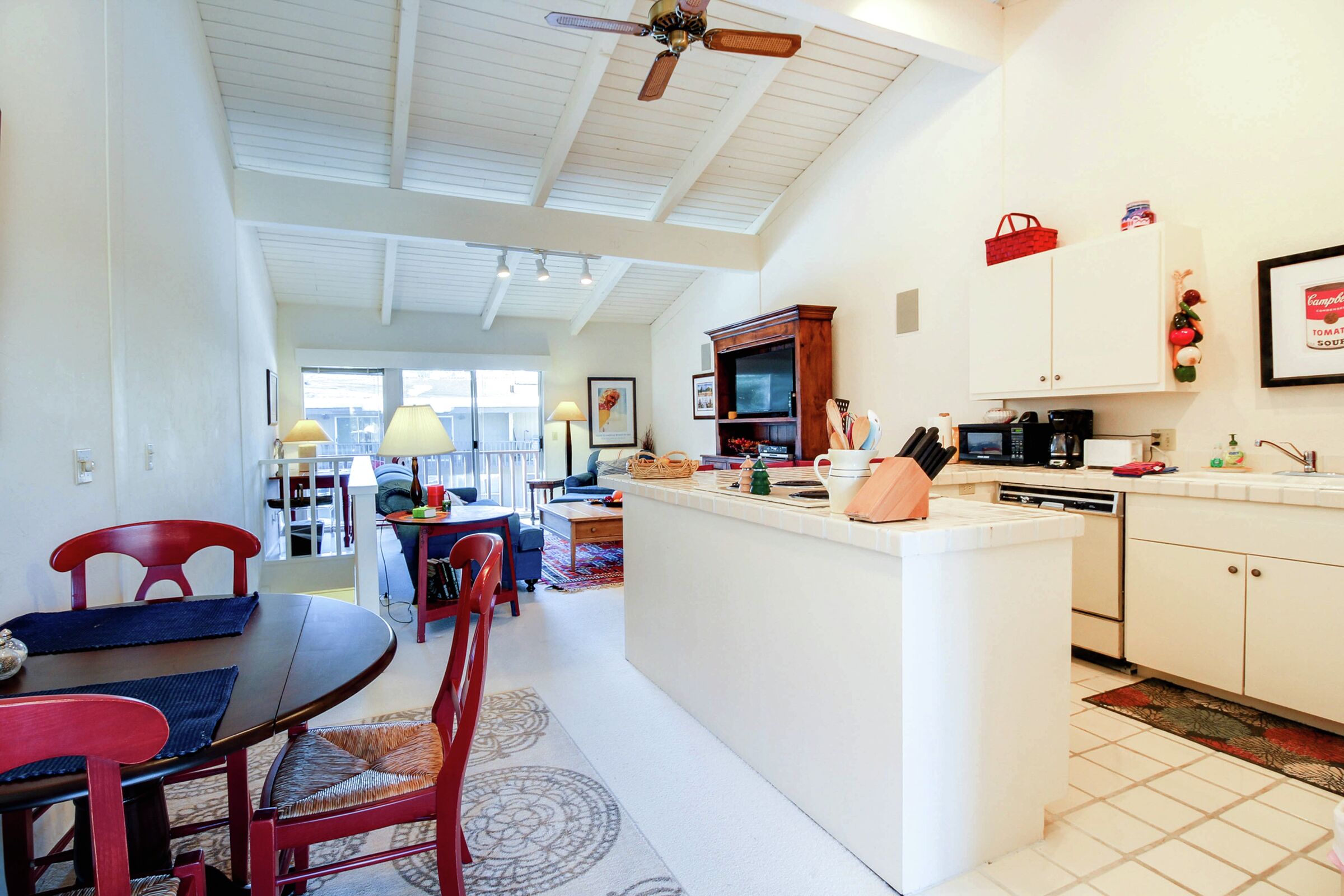#6  - Kitchen & Dining Room