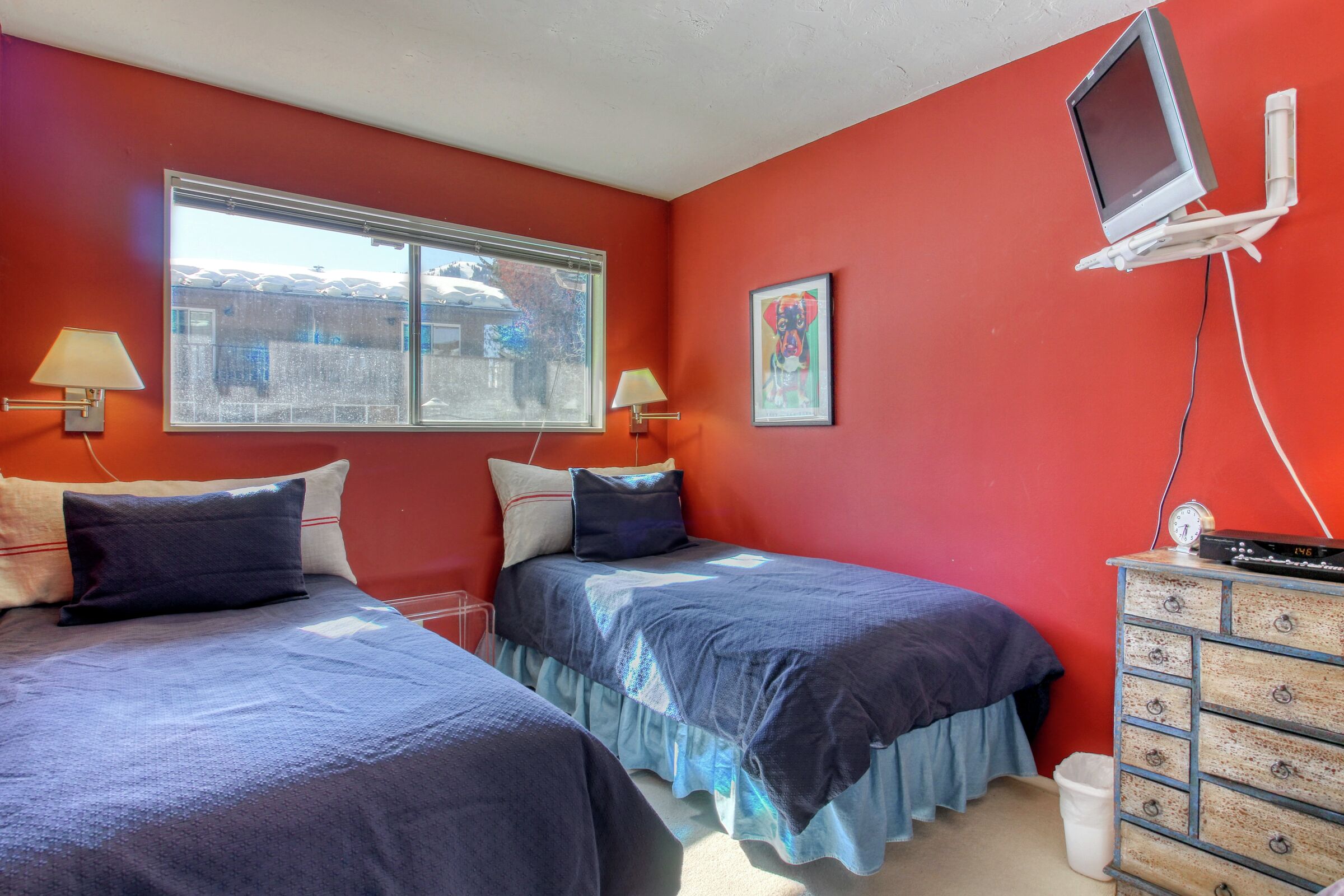 #6  - Bedroom