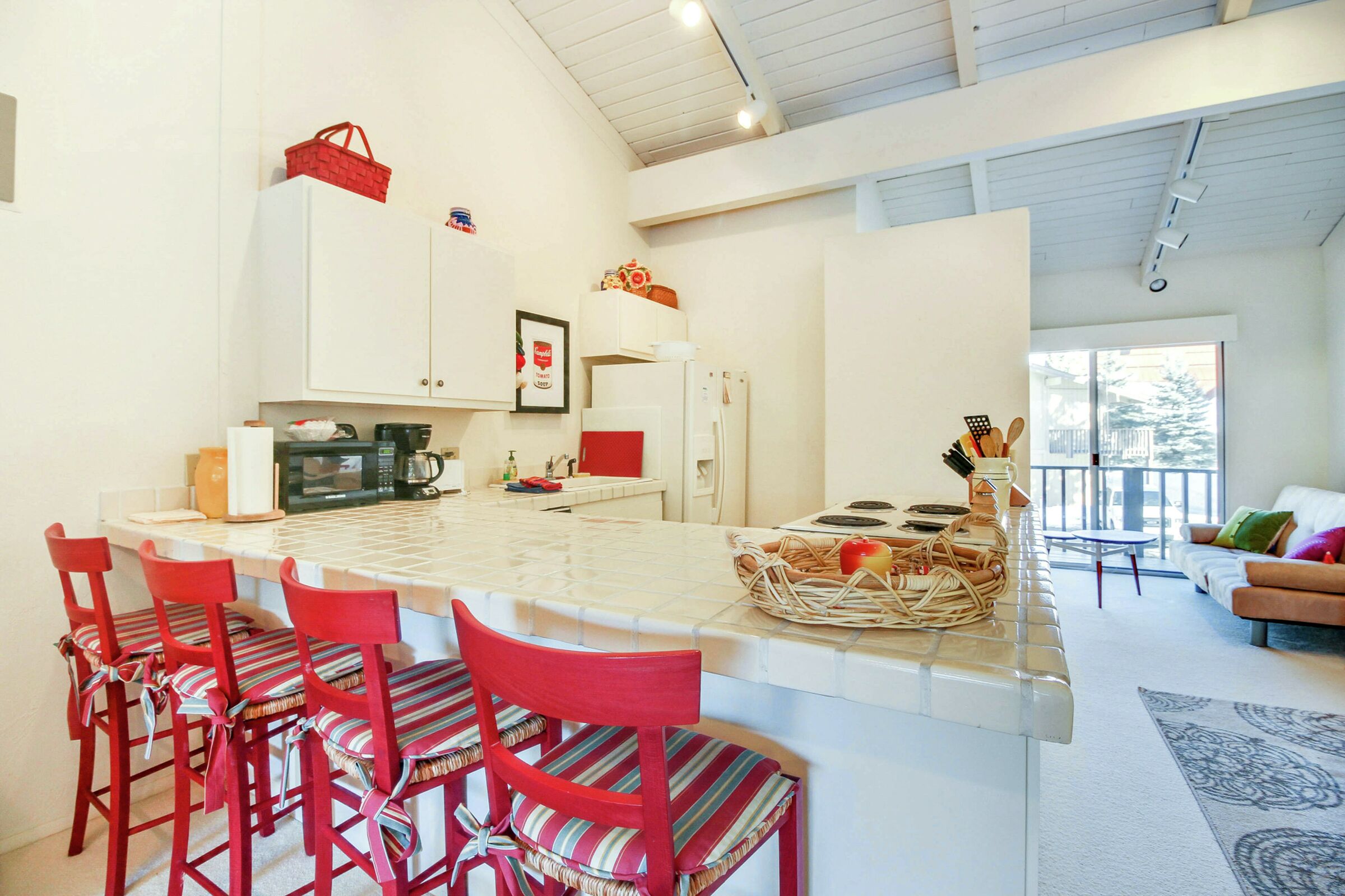 #6  - Kitchen