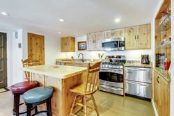 #18 - Walk to River Run Gondola - Kitchen