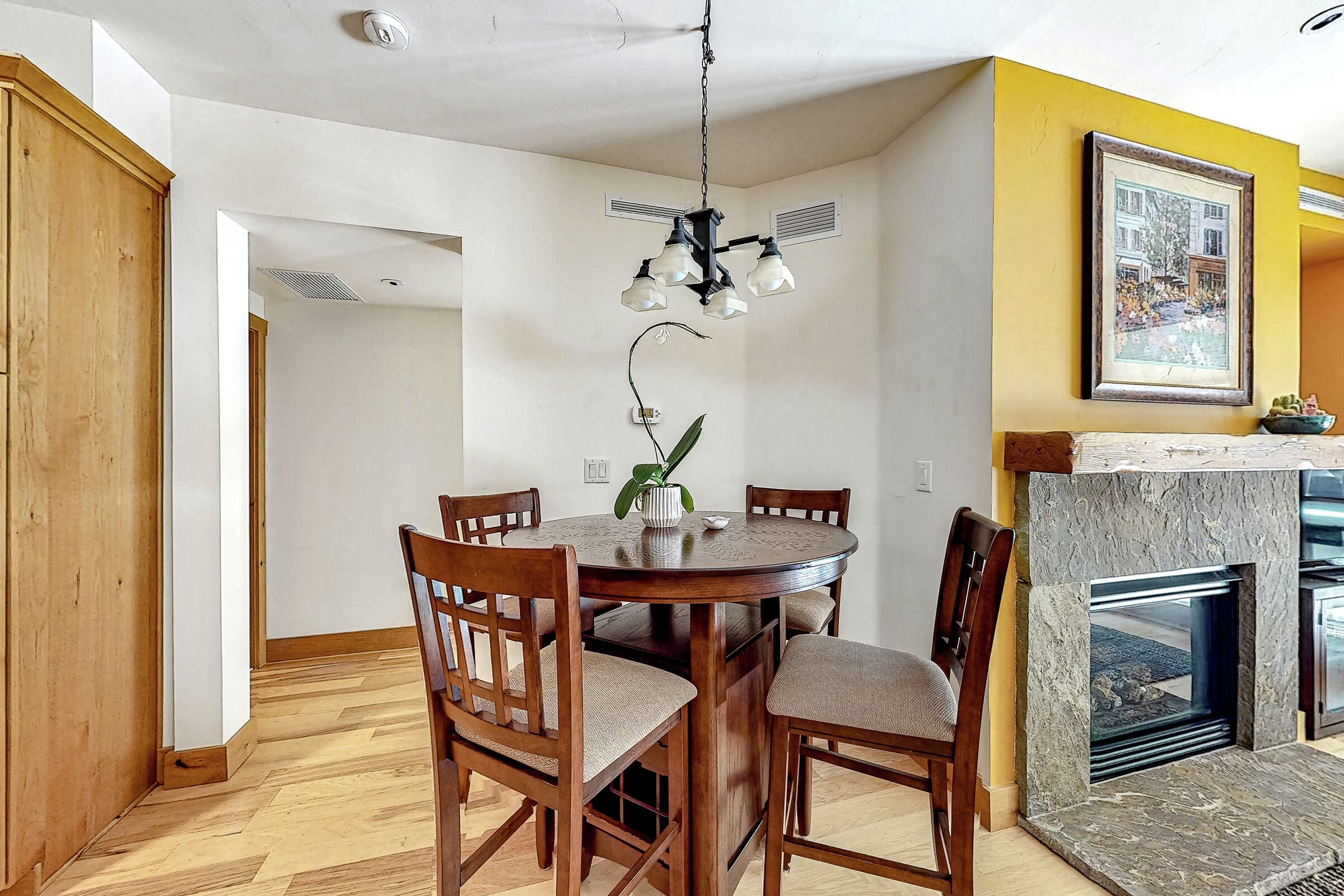 #4 - Dining Room