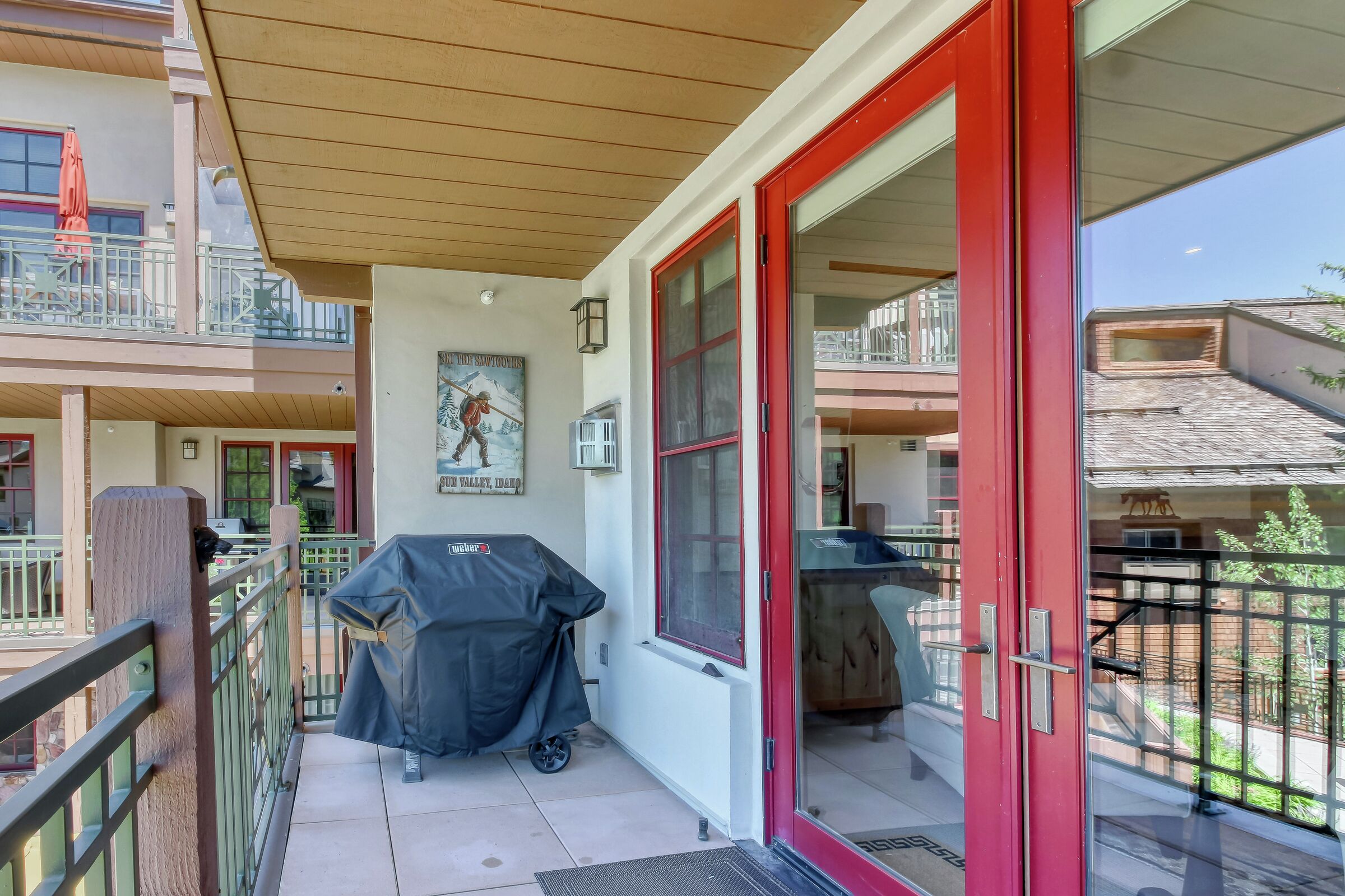 #7 - Sunny Mountain Views - Balcony with BBQ