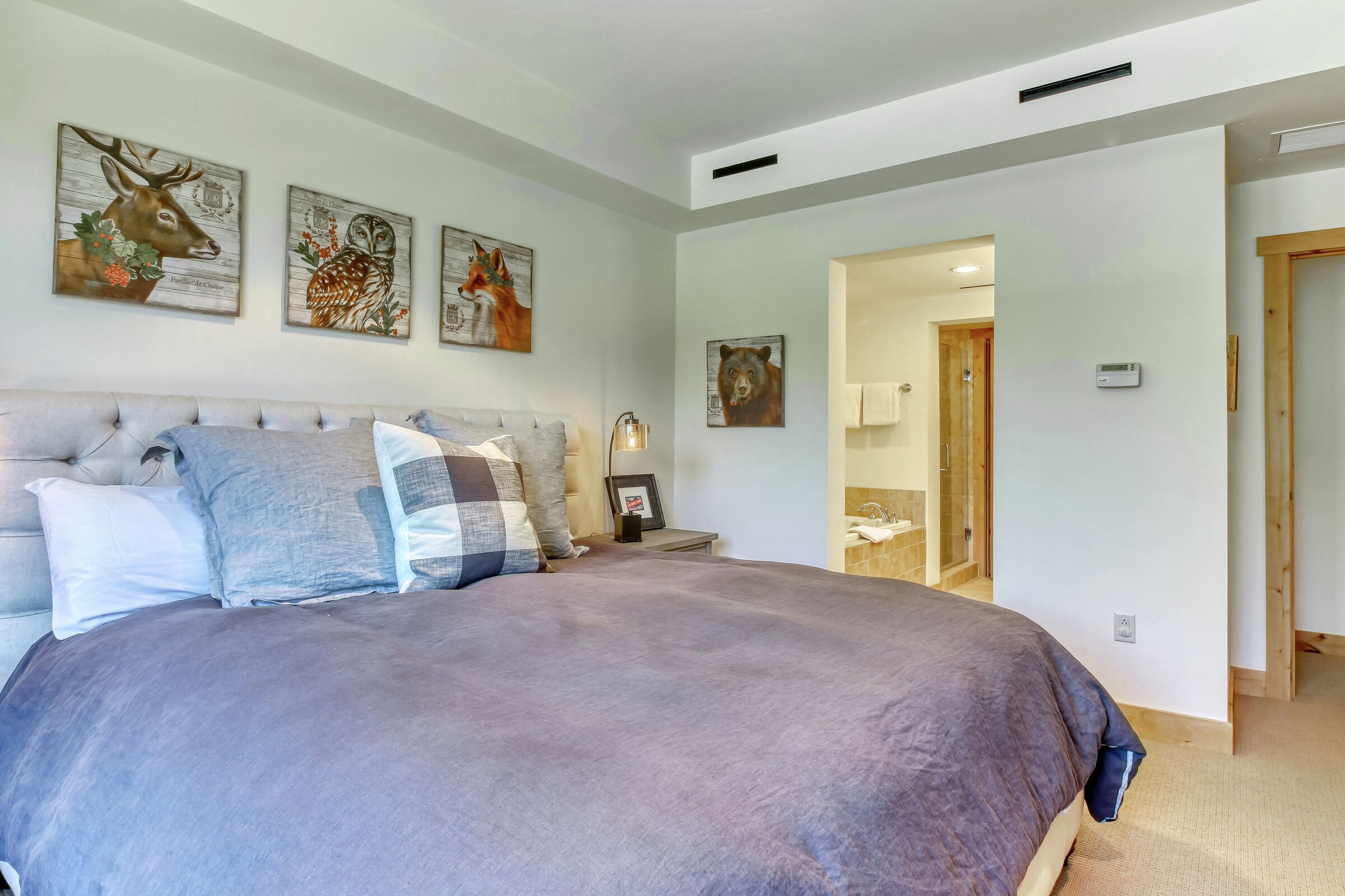 #7 - Sunny Mountain Views - Bedroom