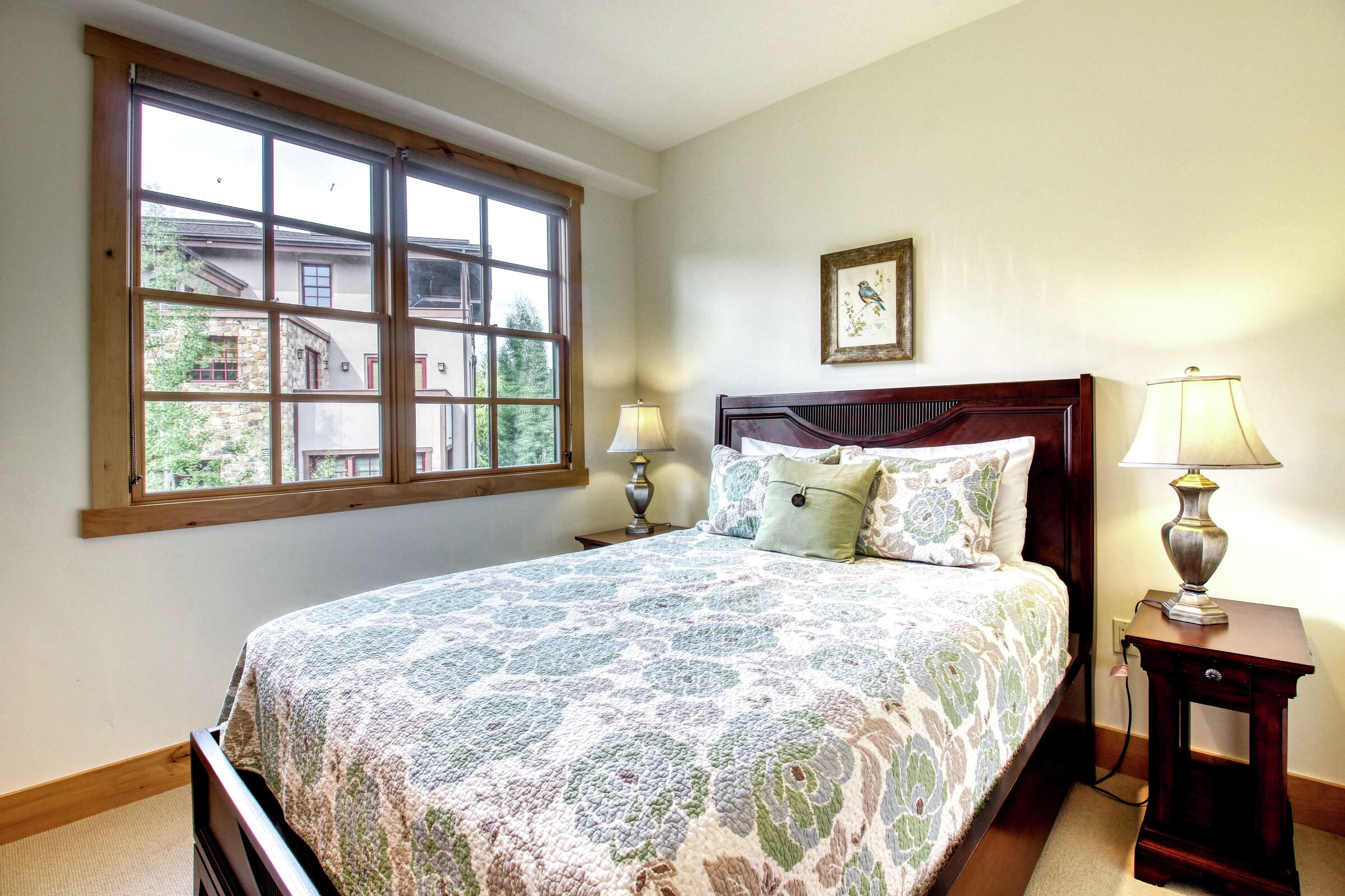 #13 - Elkhorn Springs Retreat - Bedroom