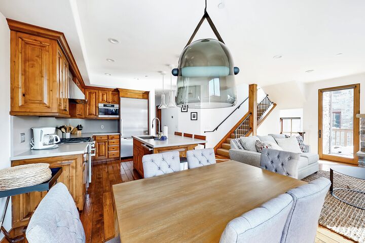 #4C - Trail Creek Views - Dining Room
