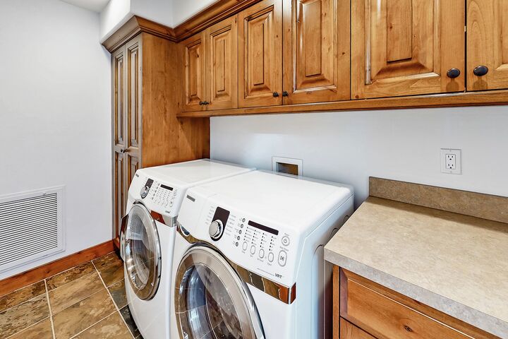 #4C - Trail Creek Views - Laundry Room
