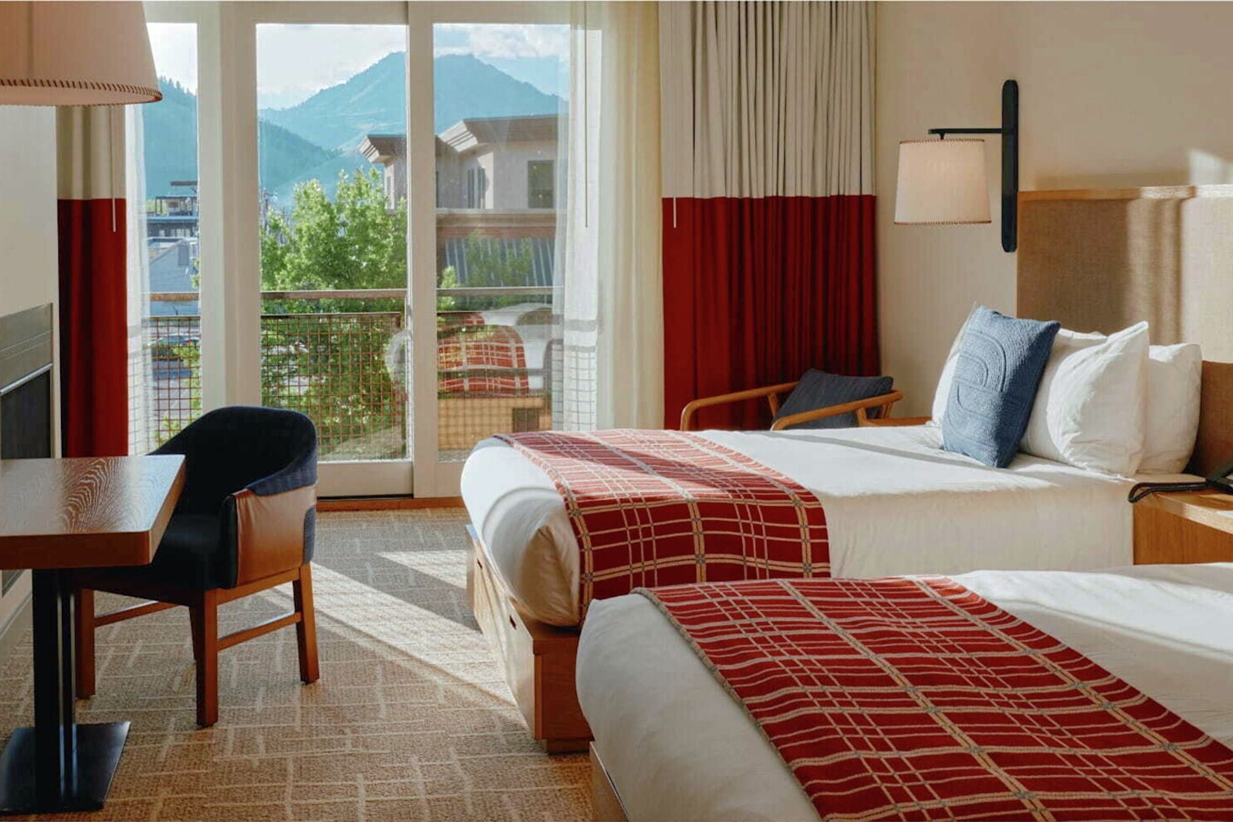 Luxury Guest Room