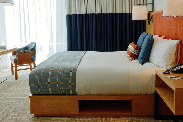 Luxury Guest Room