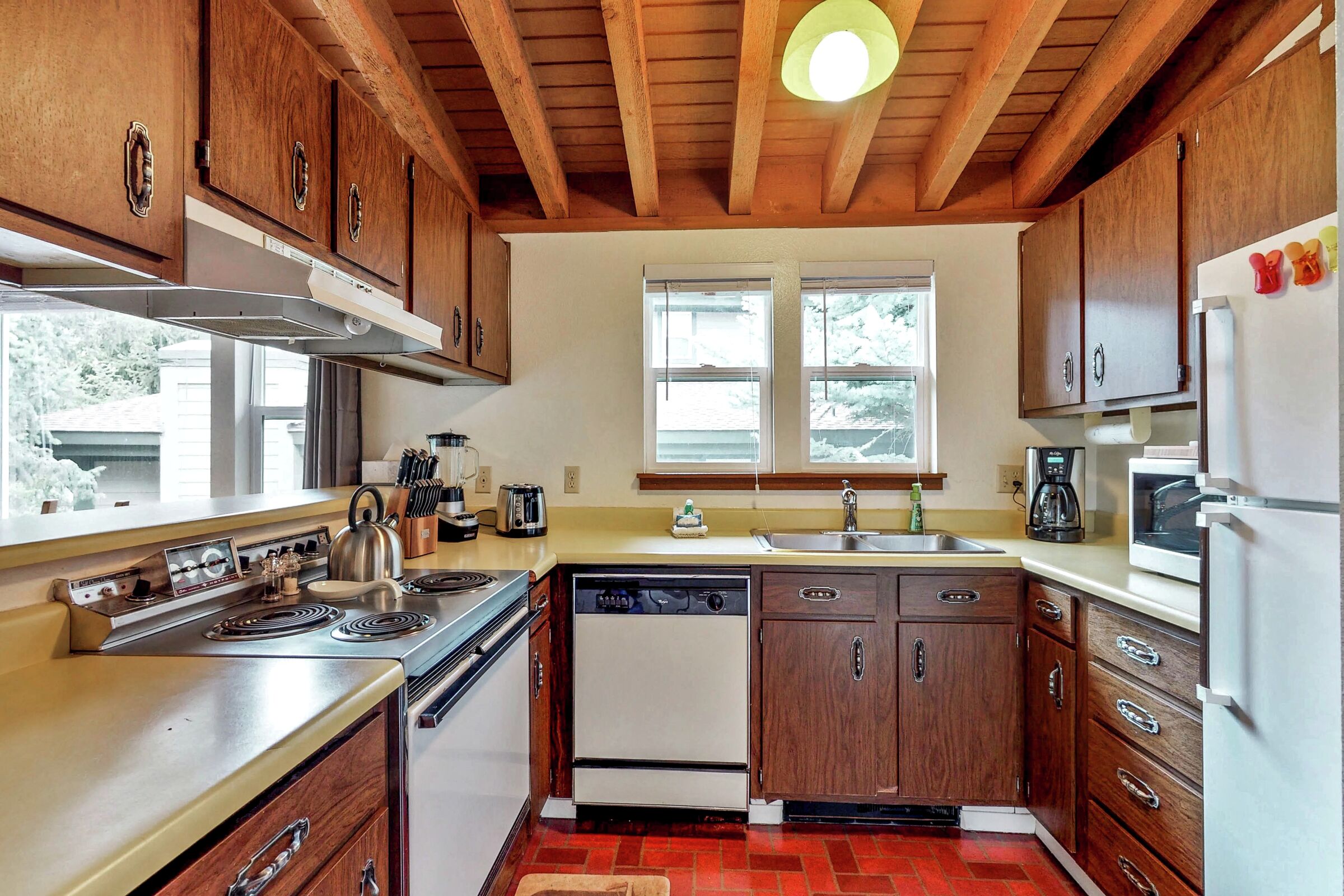 #3676 - Sun Valley Serenity - Kitchen