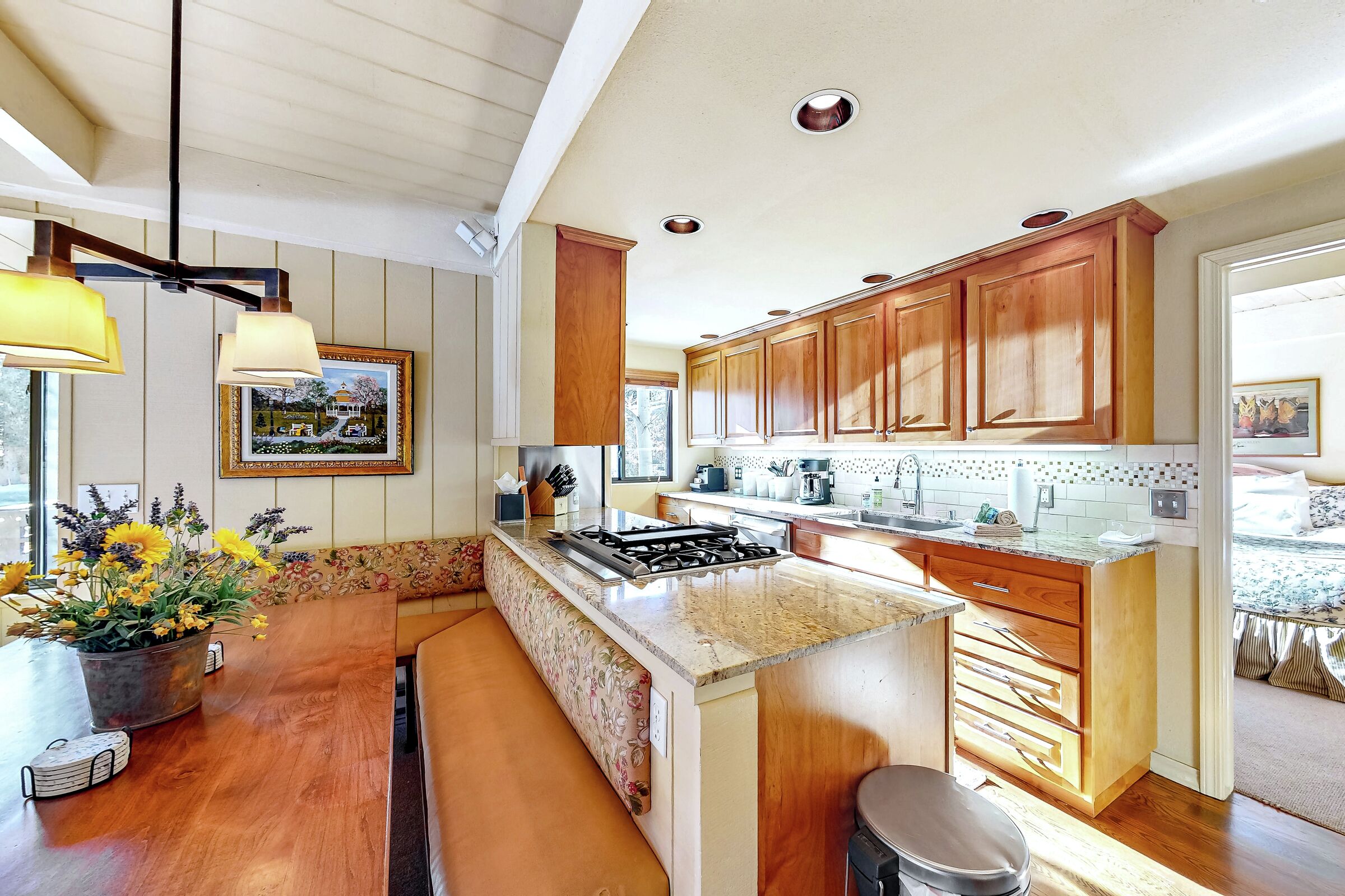 Dining Room & Kitchen
