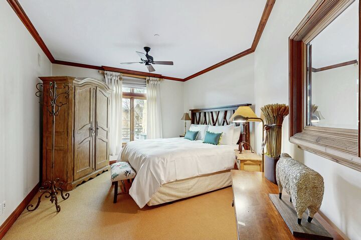 #15 - Snowcap Sanctuary - Master Bedroom