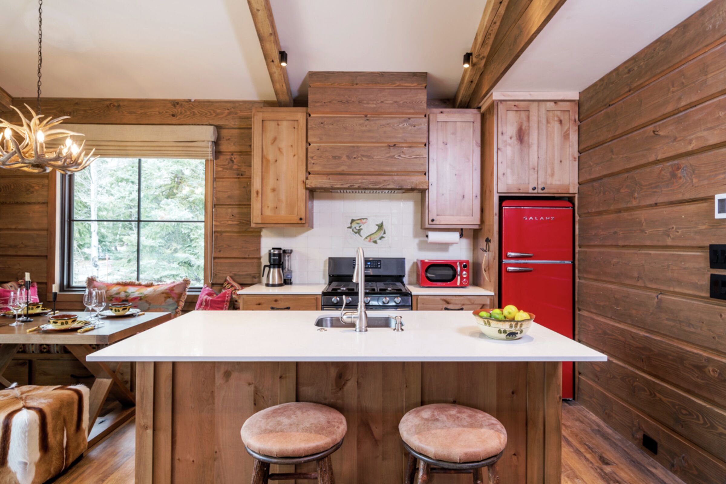 2 Bdrm 2 Bath - Kitchen