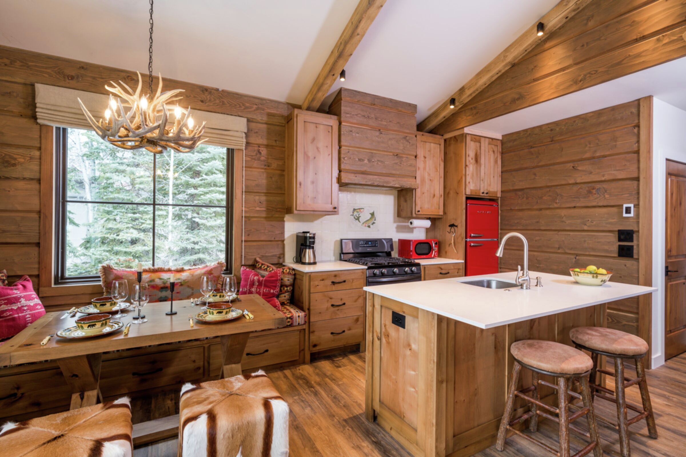 2 Bdrm 2 Bath - Dining Room & Kitchen