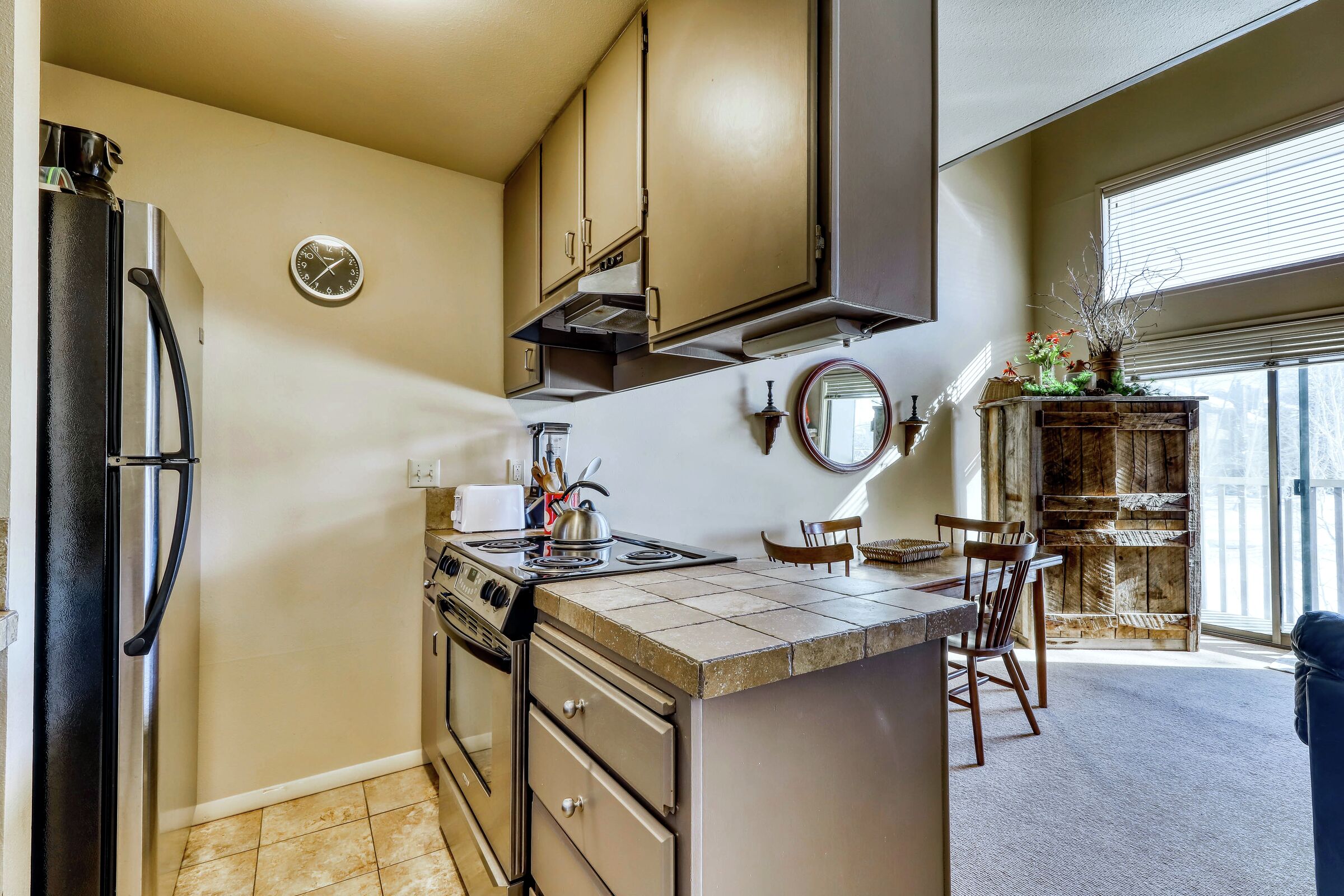 Kitchen & Dining Room
