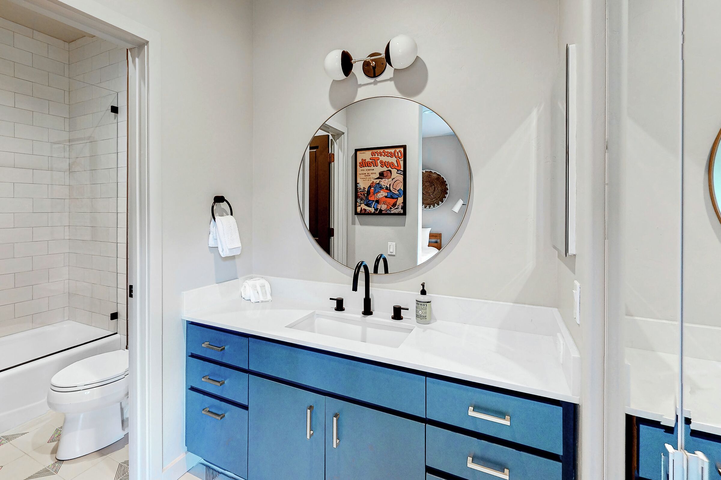 4 Bdrm 4 Bath - Bathroom
